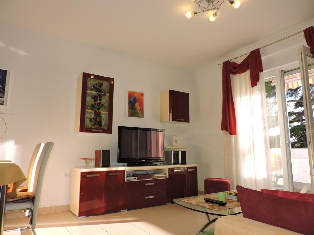 Apartman Legin Фажана Екстер'єр фото